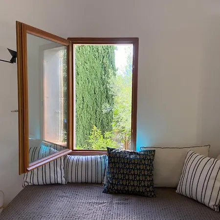 Collinette Des Lecques Feriehus