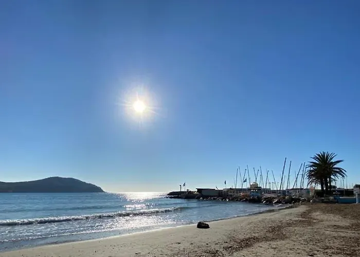 Nyaraló Collinette Des Lecques *